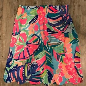Lilly Pulitzer fabric scalloped skirt